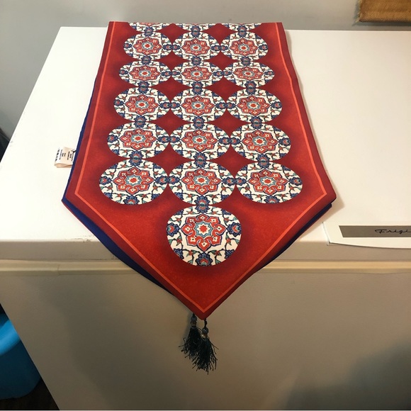 Bakhe Persian Velvet Table Linen Set Table Runner Circle Tablecloth Red Blue - Picture 14 of 14